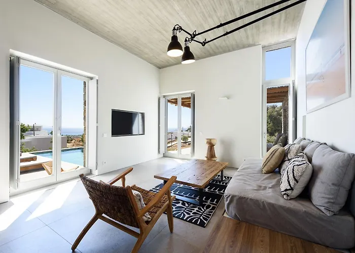 Salvia ヴィラ クリシ・アクティ